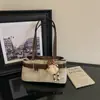 Bolso de hombro, bolso de mano y bolso de axila chic y minimalista de estilo coreano transfronterizo, nuevo y elegante para el trabajo, 2026, para mujer