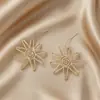 Pendientes Retro de Girasol Dorado Pendientes con Diseño de Flor Pendientes Únicos de Nicho Pendientes Versátiles para Mujer
