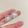 Brincos de Prata 925 com Pino, Delicados, Vazados em Formato de Lótus, Estilo Nicho de Luxo, Elegantes e Versáteis Brincos de Pérola para Mulheres