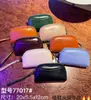 Bolsa de Mão Feminina Estilo Europeu e Americano Transfronteiriça Simples Retrô Couro Bovino de Primeira Camada Nova Bolsa Pequena de Couro Genuíno Porta-Moedas Bolsa para Celular concha