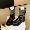 2026 Botas Western Cowboy Redondas Vintage com Fivela Salto Grosso Botas Curtas para Mulheres Emagrecimento Versátil Botas Empilháveis