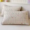 Fundas de almohada acolchadas clase A, juego de dos, 48x74 cm, fundas de almohada para adultos, resistentes al aceite, nuevo modelo 2026, funda interior para núcleo de almohada resistente a la suciedad