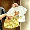 Conjunto de Top de Cuello Redondo + Pantalones de Patito Amarillo para Niños, Lindo Conjunto Infantil de Manga Corta y Shorts Holgados Versátiles