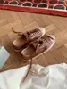 Em estoque~ Tênis casuais de couro legítimo para mulheres, novos sapatos esportivos versáteis com cadarço e estampa de leopardo 2026, sapatos femininos desgastados com estampa de estrelas