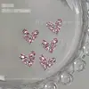 Rhinestones para Decoración de Uñas Corazón de Mariposa Brillante con Circonita, Artículo Popular de Celebridad de Internet, Decoraciones de Uñas con Rhinestone Terminadas en Moño de Lujo Ligero