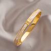 Pulsera de Acero de Titanio que No se Desvanece con Diamantes Incrustados de Nácar para Mujer 2026 Nuevo Estilo Lujo Ligero Diseño de Nicho Joyería de Mano de Alta Gama