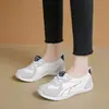 [Personalizado] K1519 Otoño 2025 Tenis Blancos Estilo Coreano para Estudiantes Mujeres, Zapatos Versátiles Casuales de Ponerse sin Cordones para Mujeres