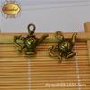 A1492 Verde Antiguo 3.9g Tetera Corazón Retro Accesorios para Teléfono Móvil Colgante Accesorios de Moda 20 Piezas/Paquete