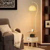 Lámpara de Pie Estilo Medieval Estante Lateral para Sofá de Sala de Estar Mesita de Noche de Dormitorio Lámpara de Pesca Integrada Nueva Atmósfera 2025