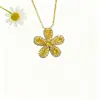 Pingente de Colar Flor de Cinco Pétalas de Zircônia Colorida Banhado a Ouro Cobre Moda Feminina Elegante Luxo Leve Floral em Formato de O Colar Atacado