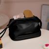 21 años nuevo seguro bolsa de maquillaje en nube estilo socialité coreana bolsa de maquillaje bolsa de maquillaje doble impermeable bolsa de cuero PU