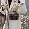 Diseño Nicho Bolso Cuadrado Pequeño Versátil para Mujer 2025 Nuevo Estilo Retro Textura de Alta Gama Un solo Hombro Cruzado Bolso para Viajar