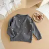 Cárdigan infantil de estilo coreano con estampado de corazones, suéter de punto para bebé con mangas raglán para primavera y otoño, suéter de principios de otoño para niñas, ropa infantil