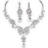Set de Collar y Pendientes con Borla de Diamantes Completos Super Brillantes en Forma de Gota de Agua para Mujer, Cadena para Clavícula de Lujo Ligero Estilo Palacio, Accesorio para el Cuello