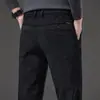 Pantalones de Pana para Hombre Invierno Nuevo Lana Elásticos Ligeros de Negocios Antiarrugas Sin Planchar Cálidos Gruesos Rectos Casuales