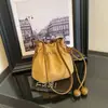 Bolso Cubo Vintage de Lujo Ligero Ruien para Mujer, Nuevo de Otoño 2026, Bolso de Hombro Cruzado de Nicho para el Trabajo