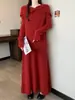 Conjunto de Suéter Estilo Francês para Mulheres 2026 Primavera Novo Estilo Nó de Laço Ombro Único Tricô e Saia Conjunto de Duas Peças