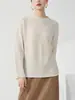 Top plissado de alta qualidade com um design único, novo estilo de outono para mulheres, corte solto, modelagem que afina a silhueta, camiseta de manga comprida com gola alta pequena