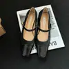 Sapatos Mary Jane Salto Bloco Estilo Francês Feminino 2026 Outono Novo Versátil Bico Quadrado Tira Única Baixo Salto Médio Sapatilhas