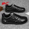 Zapatos de Hombre Warrior 2026 Otoño Nuevos Zapatos con Paneles de Cuero de Moda Alemanes de Entrenamiento Zapatos de Carrera para Hombre Zapatos Deportivos Casuales para Hombre Z