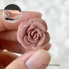 Cuentas Talladas de Madera de Cedro y Ciprés Rojo, Personaje de Dibujos Animados Famoso de Internet Monstruito Labubu, Accesorios al por Mayor