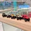 Llavero creativo de mini coche deportivo de fricción, coche de aleación con puertas que se abren, accesorio para mochila infantil, regalo de coche
