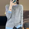 Cardigan de Tricô Feminino Manga Longa Bloco de Cores Casaco Suéter Top com Design Falso de Duas Peças, Solto e Leve - Primavera 2026