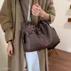 Bolsa de cordón de gran capacidad para mujer 2026 bolsa cruzada de moda bolso de mano diagonal elegante bolso de hombro nuevo casual popular para el día a día
