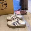 Zapatos de mujer sin cordones de punta cerrada y suela gruesa 2026 Novedad Primavera/Verano Sandalias Versátiles de Punta Cerrada Pantuflas Fáciles de Poner para Mujer Uso Exterior de Verano