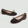 Zapatos de piso planos de boca poco profunda de comercio exterior europeo y americano al por mayor para mujer 2026 Nuevo Otoño Punta Redonda Mary Janes con Falda