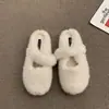 Chinelos quentinhos estilo coreano, forrados com fleece, para mulheres, projetados para uso externo, nova coleção outono/inverno 2026, confortáveis e fáceis de calçar, com sola grossa, estilo meio chinelo, chinelos Mary Jane