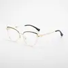 Gafas de sol de moda ojo de gato europeas y americanas metálicas modernas para mujer, elegantes, versátiles, de personalidad, patillas de resorte, celebridad de internet, anti-luz azul, lentes planos
