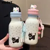Botella de agua aislada elegante y atractiva para mujer, con pajilla, hecha de acero inoxidable, con un diseño minimalista y único, y un lindo patrón de dibujos animados, perfecta para estudiantes y fácil de transportar