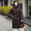 Nuevo Abrigo de Algodón con Capucha Invierno 2026, Moderno y Versátil con Cinturón, Sencillo y Elegante, Chaqueta Casual Cálida para Mujer