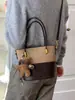 2026 Nuevo Bolso Cruzado de Hombro Único de Moda Bolso de Mano de Nicho Bolso Cubo Escarchado de Gran Capacidad Bolso Cesta de Picnic