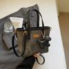 Bolsa Bucket Casual de Moda de Nicho Transfronteiriça Estilo Novo Inverno 2026 Bolsa de Ombro Simples Versátil com Toque de Luxo Bolsa Feminina Tendência