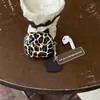 Capa Protetora de Fone de Ouvido AirPods 4ª Geração Estampa de Leopardo Bege de Alta Qualidade para Outono e Inverno Adequada para Estojo de Fone de Ouvido Airpodpro3