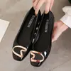 Sapatos femininos de moda mais vendidos no exterior, sapatos de trabalho, sandálias do Sudeste Asiático mais vendidas no exterior, sandálias baixas femininas de bico fechado e boca rasa