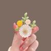 Broche de flores de diseño para mujer, de alta gama, ligero, de lujo, nicho, dulce, combina con todo, ramillete, chaqueta de traje, accesorios de pinza para ropa