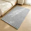 Alfombra de suelo de felpa de burbujas de pelo de conejo engrosado con relleno completo de algodón de seda, antideslizante, suave y cálida, adecuada para uso en el dormitorio como alfombra de mesita de noche