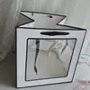 Bolsa de regalo para ramo, bolso de mano, bolsa de papel kraft con ventana transparente de exhibición estilo INS de moda, recuerdo