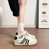 Zapatillas de entrenamiento alemanas estilo retro para niñas, nueva colección primavera/verano 2026, zapatos infantiles de suela blanda estilo Forrest Gump, zapatillas blancas casuales para niños mayores, de moda