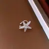 Estilo Minimalista Estrella de Ocho Puntas con Diamantes Brillantes Clip para Oreja para Mujeres Sin Perforaciones, Cuff de Oreja Único Creativo de Moda, Pendientes de Lujo Ligero de Alta Gama