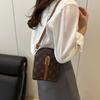 Bolso Pequeño Texturizado para Mujer 2025 Verano Nueva Moda Bolso Cuadrado Pequeño de Un Solo Hombro Elegante Ins Simple Bandolera Bolso para Teléfono Móvil