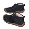 Zapatos de algodón de caña alta nuevos para invierno 2026 con suelas suaves, antideslizantes, forrados de felpa, engrosados, ligeros, casuales, modernos, botas de nieve para mamás