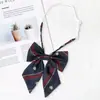 Camisa con Pajarita Borgoña para Niñas jk Accesorios de Lazo Estilo Preppy Estudiante Ropa de Marinero Ropa de Soltero Cuello Raíz de Pluma Flor