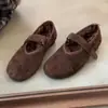 2026 Sapatos Femininos de Inverno Novos, Estilo Coreano, Macios, Modernos, Elegantes, Confortáveis, Versáteis, Bico Redondo, Tira Única, Peludos