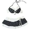 Bikini de Lunares Estilo Dulce para Mujer Verano Negro y Blanco con Cuello Halter Falda Estilizadora Traje de Baño de Dos Piezas Blanco