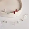 Pendientes de Corazón Pequeño Rojo con Diamantes Brillantes de Plata de Ley S925 Transfronterizos Europeos y Americanos, Pendientes Elegantes Versátiles en Forma de Corazón, Accesorios de Oreja de Moda para Mujer