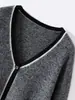 Nuevo cárdigan de punto grueso de cachemira vintage con cuello en V, bloques de color y bolsillos, chaqueta suelta de suéter de cachemira, 26º Otoño/Invierno
